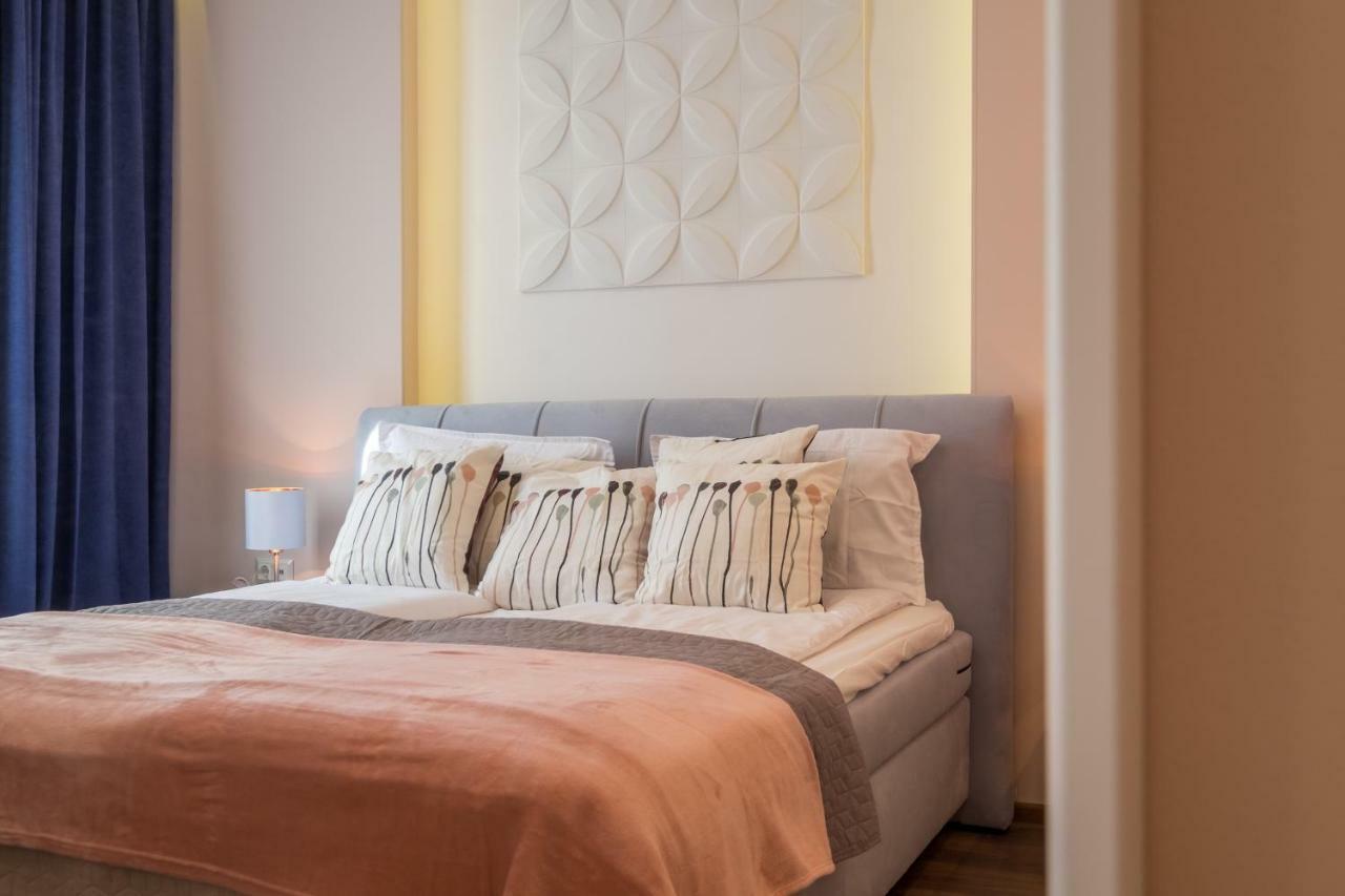 Cozy 3-Bedroom With Stylish Comfort And Chic Decor Sofia Exterior foto